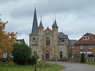 Sint-Martinuskerk te Geulle, andere zijde